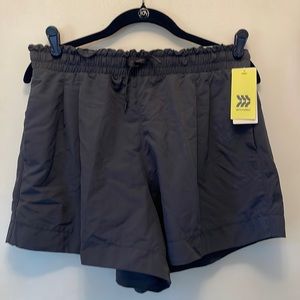 Blue Resort Shorts NWT Small
